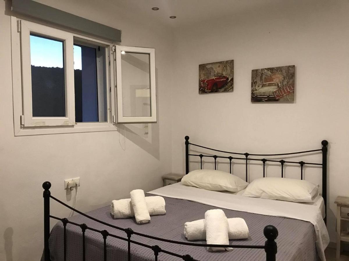 Sarris Apartment *